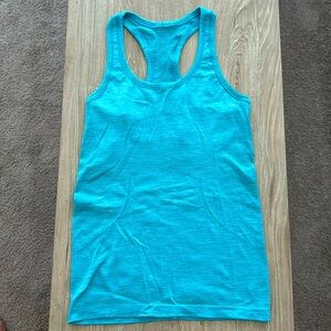 Lululemon Swiftly Tech Racerback Tank Top 2.0 Hip Length. Size 4.